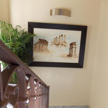 Beatus Suites And Rooms B&B Canicattì Екстериор снимка