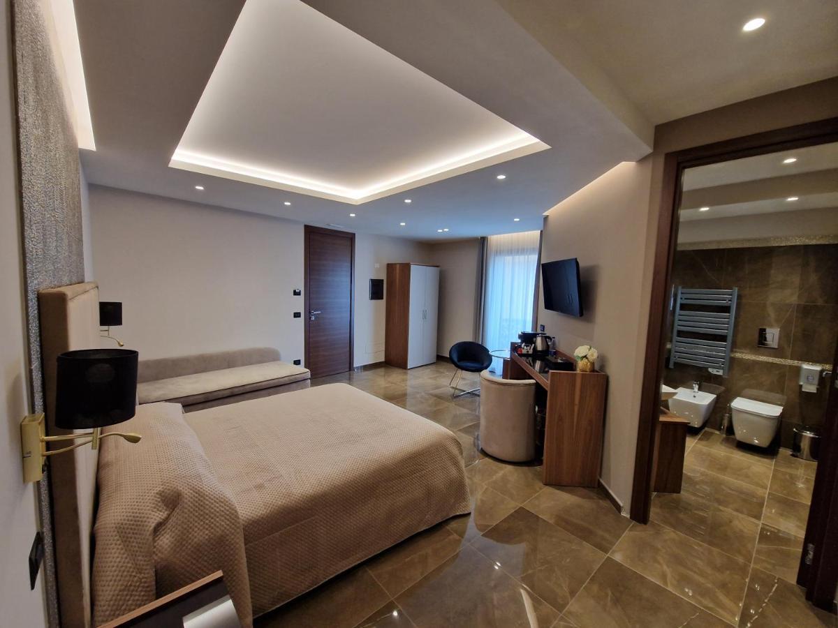 Beatus Suites And Rooms B&B Canicattì Екстериор снимка