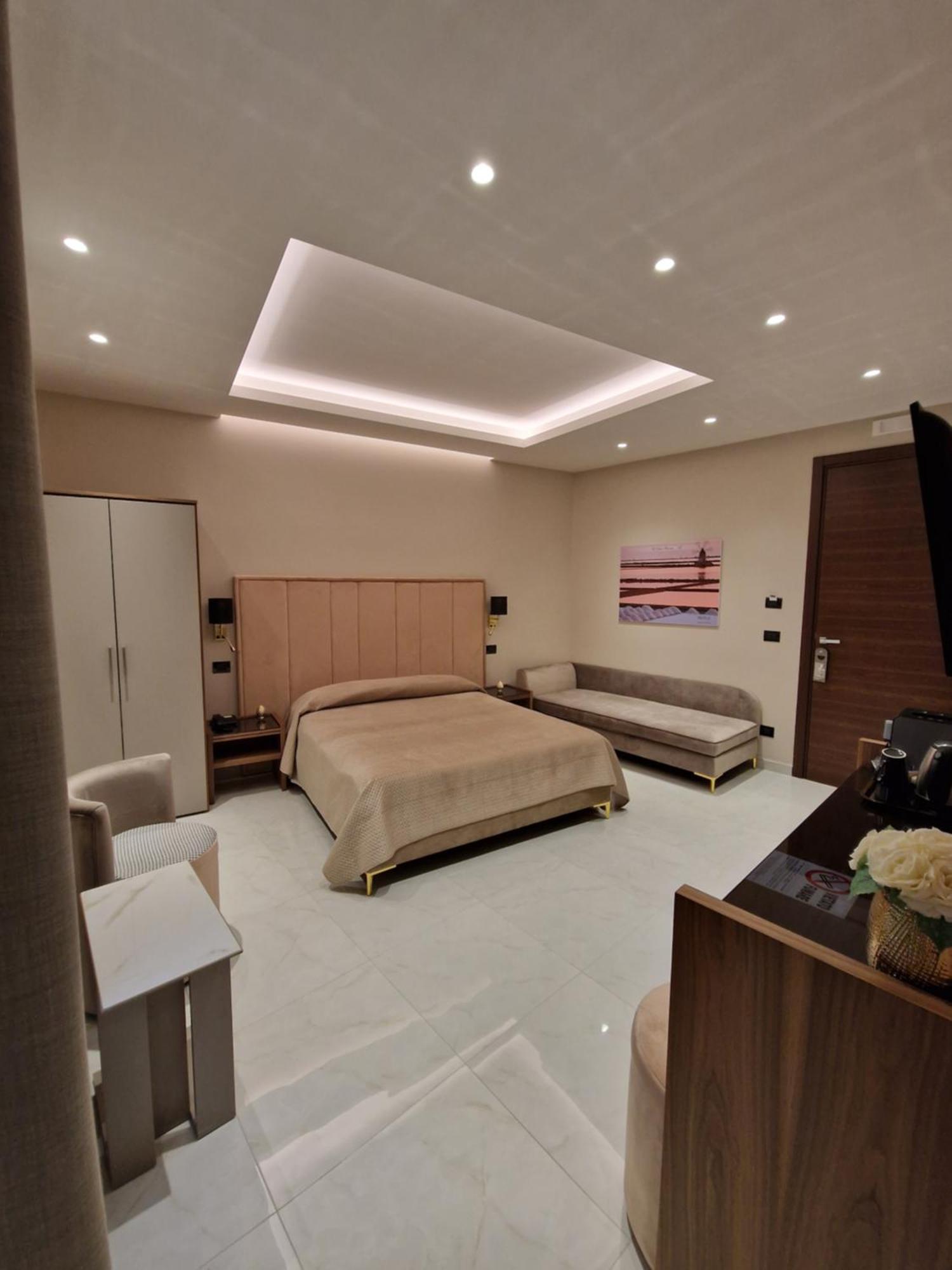 Beatus Suites And Rooms B&B Canicattì Екстериор снимка