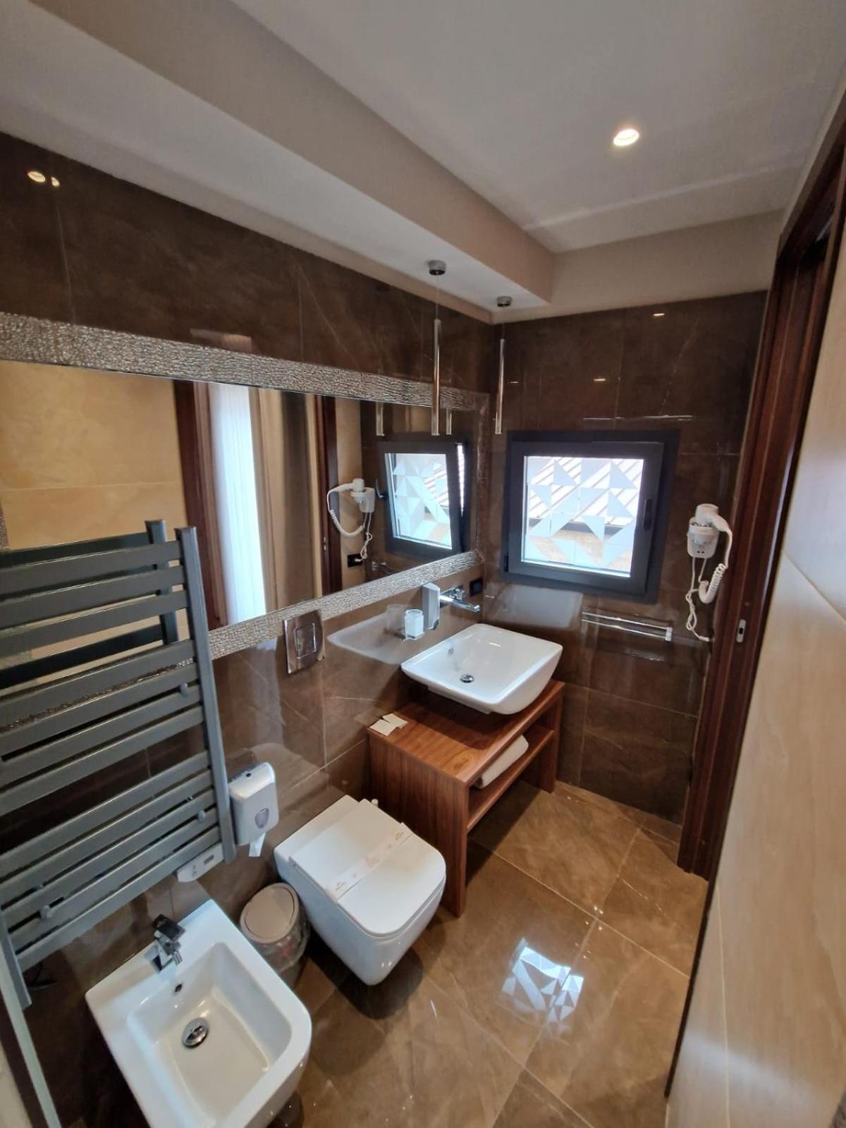 Beatus Suites And Rooms B&B Canicattì Екстериор снимка