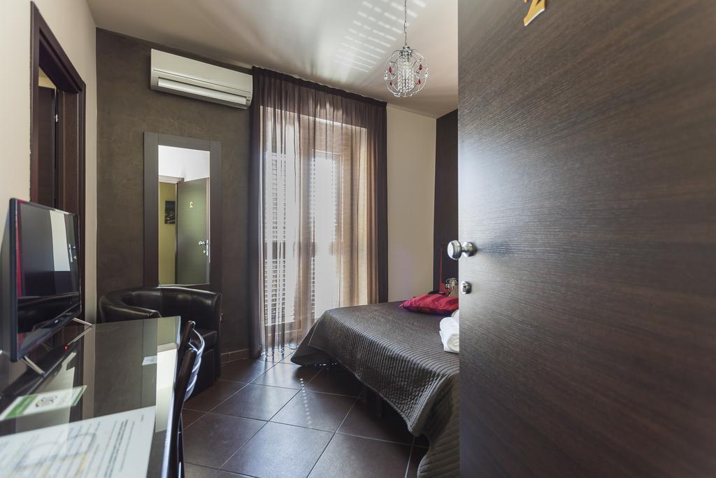 Beatus Suites And Rooms B&B Canicattì Екстериор снимка