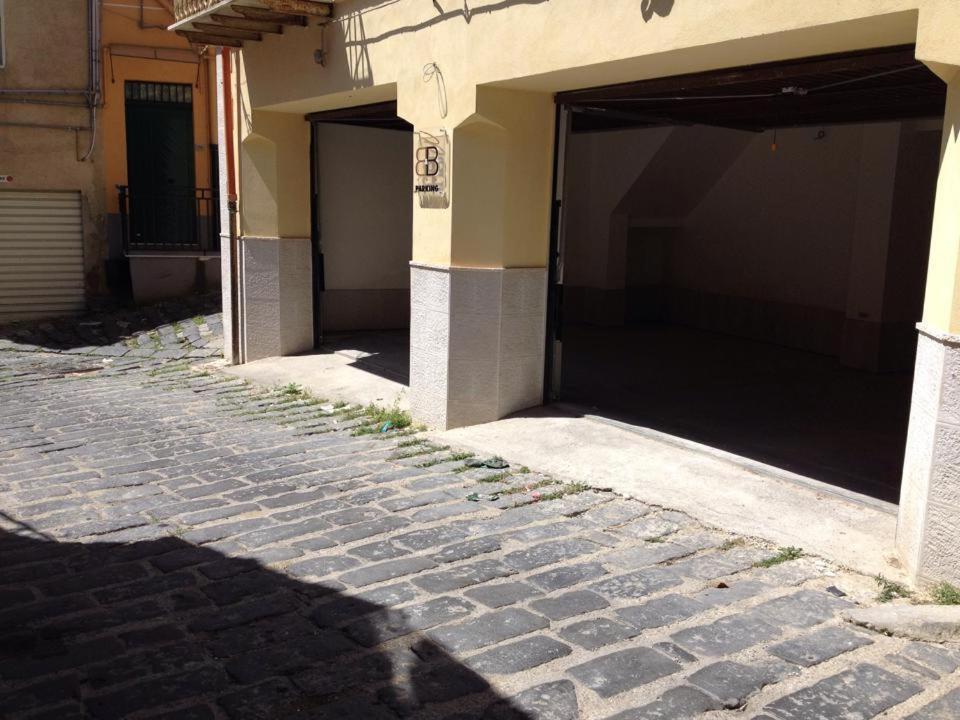 Beatus Suites And Rooms B&B Canicattì Екстериор снимка